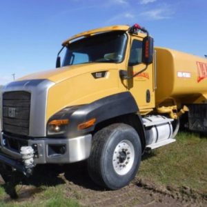 Used 2015 Caterpillar CT660 Water Truck For Sale