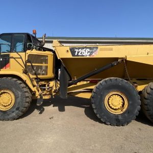 Used Caterpillar 725C Hauler For Sale