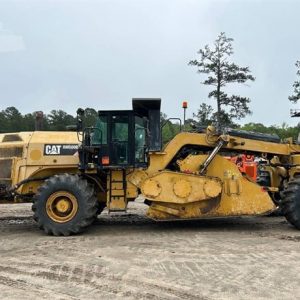 Used Caterpillar RM-500B Soil Stabilizers / Recyclers Asphalt Paver For Sale