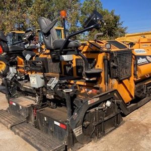 Used Leeboy 7000C Track Asphalt Paver For Sale